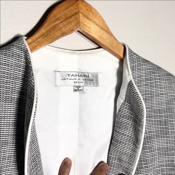 Tahari Round Neck Blazer Jacket - Picture 6 of 8